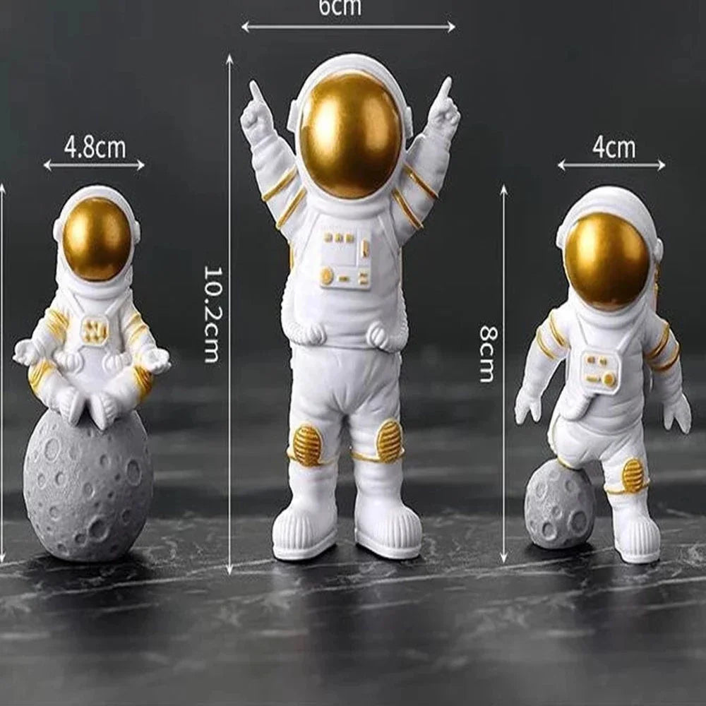 Astronaut Figure Statue Set - Educational Toy & Home Decor