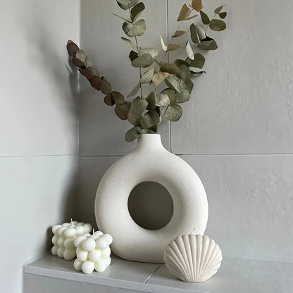 Modern White Ceramic Donut Vase - Home Decor & Boho Gift