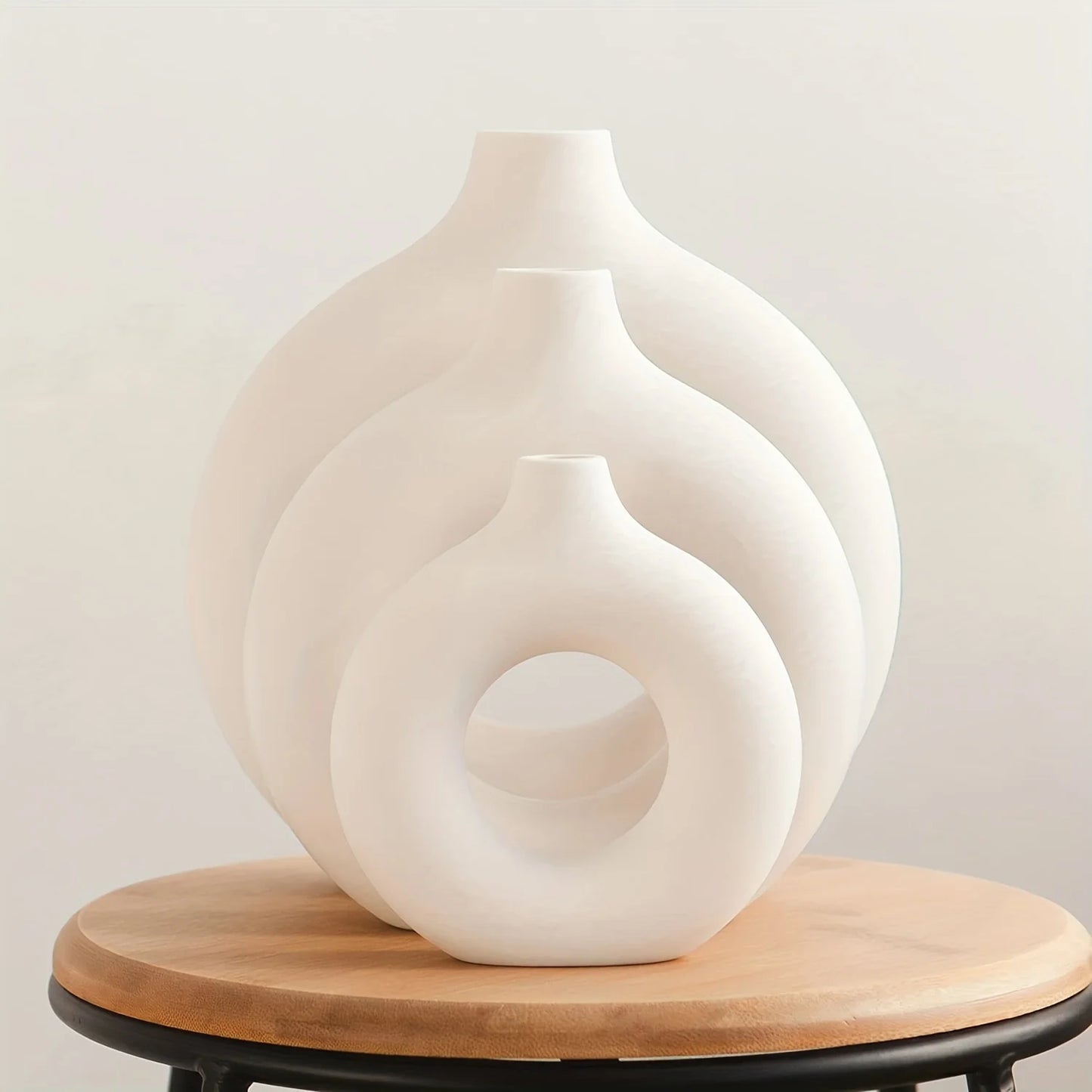 Modern White Ceramic Donut Vase - Home Decor & Boho Gift